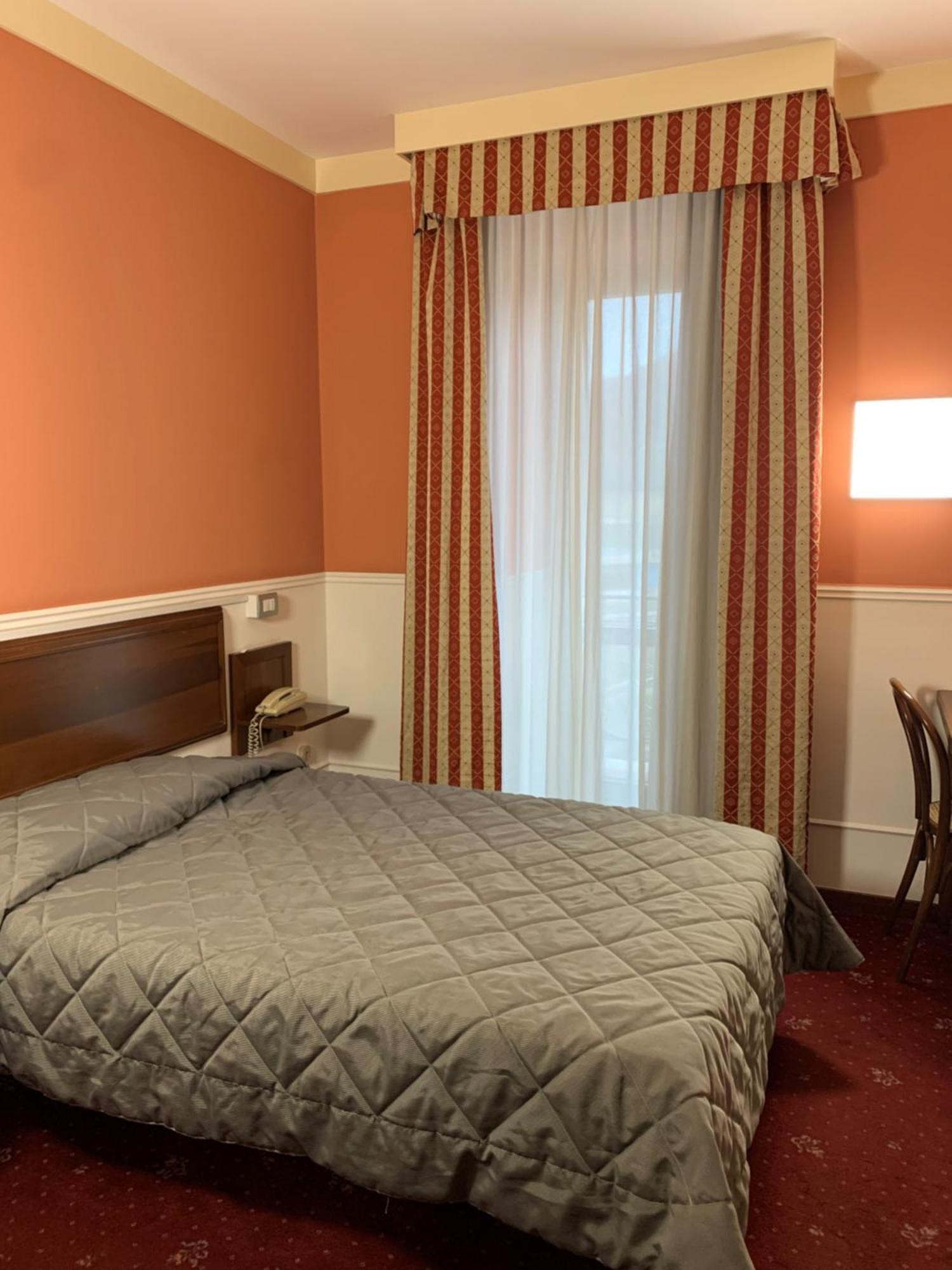 Hotel Civita Авелліно Екстер'єр фото
